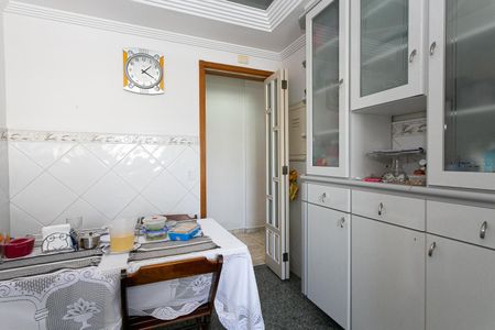 Apartamento à venda com 115m², 3 quartos e 2 vagasCozinha
