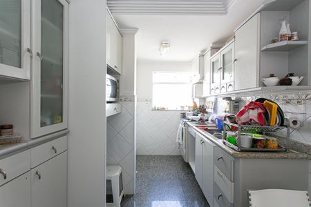 Apartamento à venda com 115m², 3 quartos e 2 vagasCozinha