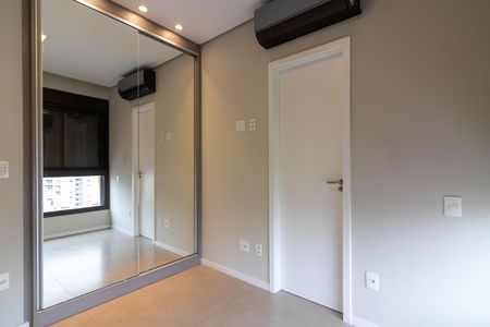 Apartamento para alugar com 81m², 2 quartos e 2 vagasSuíte 1