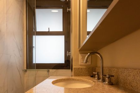 Apartamento para alugar com 81m², 2 quartos e 2 vagasBanheiro da Suíte 2