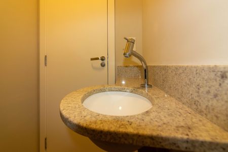 Apartamento para alugar com 81m², 2 quartos e 2 vagasLavabo