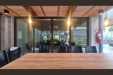 Apartamento para alugar com 81m², 2 quartos e 2 vagasÁrea comum - Churrasqueira