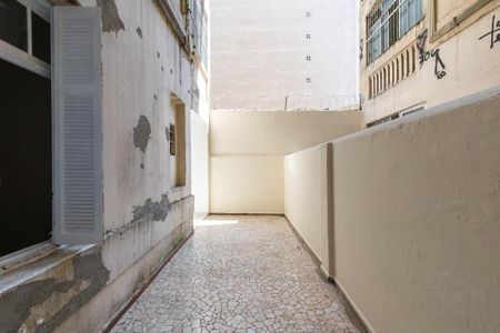 Apartamento à venda com 61m², 2 quartos e sem vagaÁrea Externa