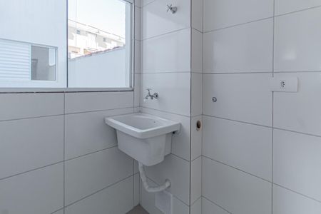 Apartamento à venda com 33m², 2 quartos e sem vaga Apartamento à venda com 33m², 2 quartos e sem vagaCozinha e Área de Serviço