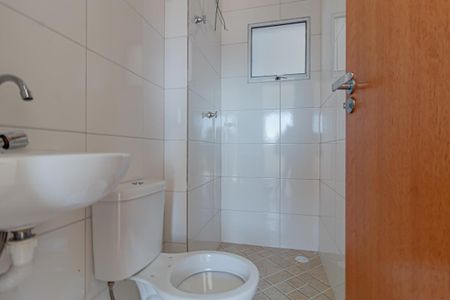 Apartamento à venda com 33m², 2 quartos e sem vaga Apartamento à venda com 33m², 2 quartos e sem vagaBanheiro