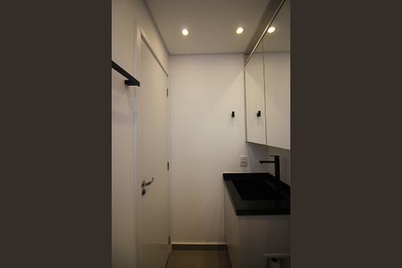 Apartamento à venda com 59m², 2 quartos e 1 vagaBanheiro Social