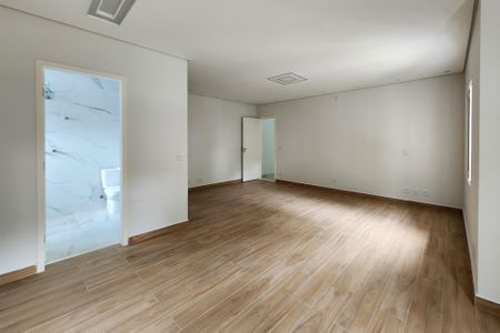 Casa à venda com 280m², 3 quartos e 4 vagasSuíte 2