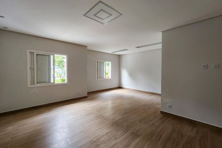 Casa à venda com 280m², 3 quartos e 4 vagasSuíte 2