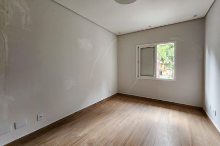 Casa à venda com 280m², 3 quartos e 4 vagasSuíte 1