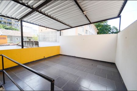 Casa para alugar com 330m², 8 quartos e 1 vagaÁrea externa