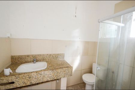 Casa para alugar com 330m², 8 quartos e 1 vagaBanheiro 2