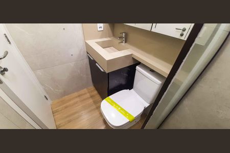 Apartamento à venda com 80m², 2 quartos e 2 vagasBanheiro da Suíte 1