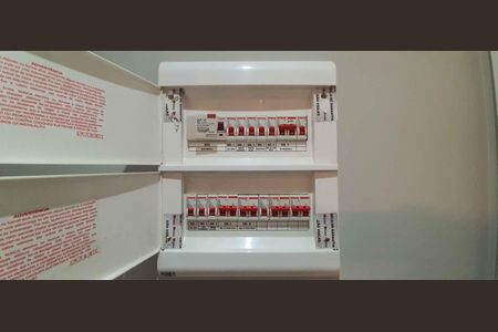 Apartamento à venda com 80m², 2 quartos e 2 vagasQuadro de Luz