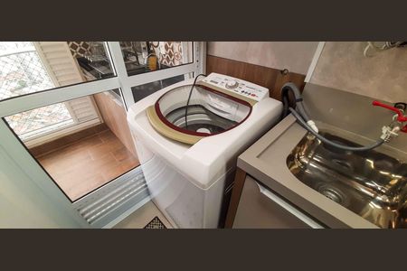 Apartamento à venda com 80m², 2 quartos e 2 vagasÁrea de Serviço