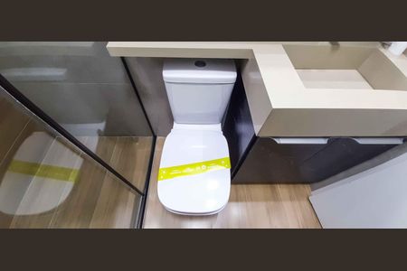 Apartamento à venda com 80m², 2 quartos e 2 vagasBanheiro da Suíte 2