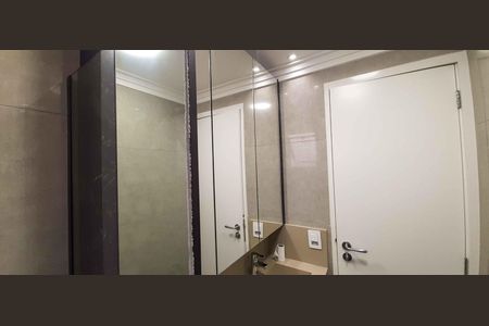 Apartamento à venda com 80m², 2 quartos e 2 vagasBanheiro da Suíte 2