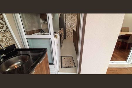 Apartamento à venda com 80m², 2 quartos e 2 vagasÁrea de Serviço