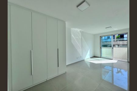 Apartamento à venda com 194m², 3 quartos e 2 vagasSuíte 3