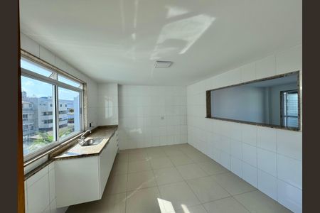 Apartamento à venda com 194m², 3 quartos e 2 vagasCozinha