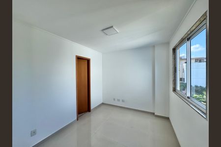 Apartamento à venda com 194m², 3 quartos e 2 vagasSuíte 1