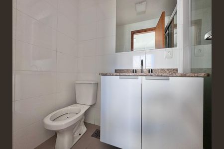 Apartamento à venda com 194m², 3 quartos e 2 vagasBanheiro da Suíte