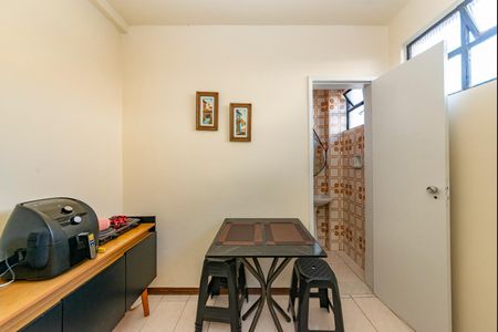 Apartamento para alugar com 110m², 3 quartos e 1 vaga Apartamento para alugar com 110m², 3 quartos e 1 vagaQuarto de Serviço
