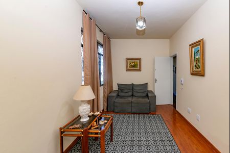 Apartamento para alugar com 110m², 3 quartos e 1 vaga Apartamento para alugar com 110m², 3 quartos e 1 vagaSala