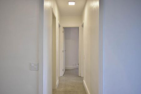 Apartamento à venda com 78m², 3 quartos e 1 vagaCorredor