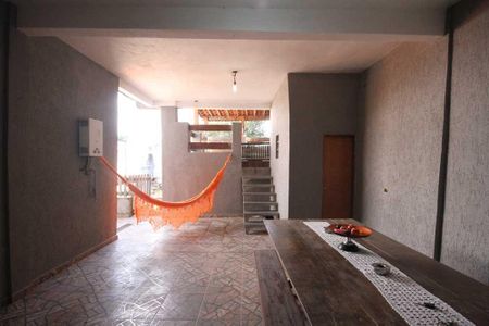 Casa à venda com 300m², 4 quartos e 2 vagasQuintal