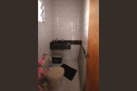 Casa à venda com 300m², 4 quartos e 2 vagasBanheiro 02