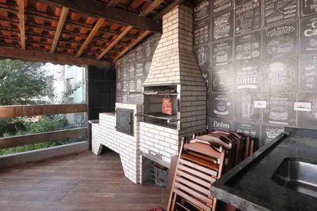 Casa à venda com 300m², 4 quartos e 2 vagasEspaço Gourmet