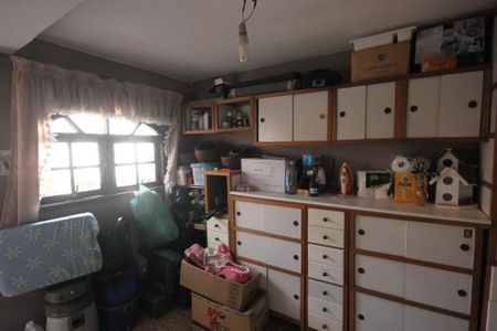 Casa à venda com 300m², 4 quartos e 2 vagasÁrea de Serviço