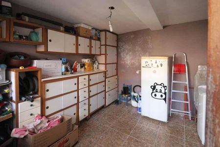 Casa à venda com 300m², 4 quartos e 2 vagasÁrea de Serviço