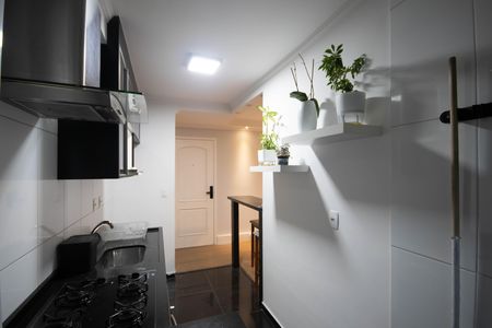 Apartamento à venda com 52m², 2 quartos e 1 vaga Apartamento à venda com 52m², 2 quartos e 1 vagaCozinha e Área de Serviço