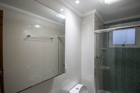 Apartamento à venda com 52m², 2 quartos e 1 vaga Apartamento à venda com 52m², 2 quartos e 1 vagaBanheiro