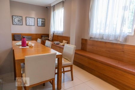 Apartamento à venda com 52m², 2 quartos e 1 vaga Apartamento à venda com 52m², 2 quartos e 1 vagaÁrea comum - Salão de festas