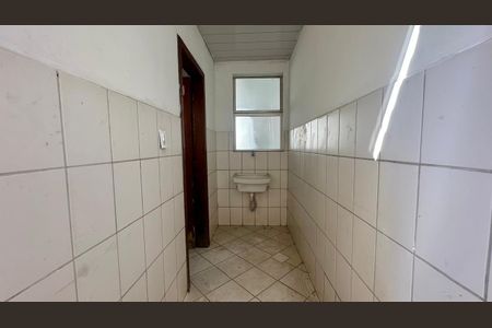 Casa à venda com 50m², 2 quartos e 1 vagaÁrea de serviço 