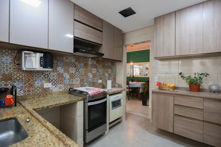 Casa à venda com 148m², 2 quartos e 2 vagas Casa à venda com 148m², 2 quartos e 2 vagasCozinha