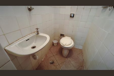 Apartamento à venda com 126m², 3 quartos e 2 vagas Apartamento à venda com 126m², 3 quartos e 2 vagasBanheiro de serviço