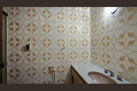 Apartamento à venda com 126m², 3 quartos e 2 vagas Apartamento à venda com 126m², 3 quartos e 2 vagasBanheiro Corredor