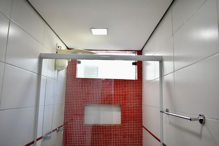 Casa à venda com 130m², 3 quartos e 2 vagasBanheiro da Suíte