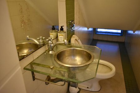 Casa à venda com 130m², 3 quartos e 2 vagasLavabo