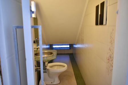 Casa à venda com 130m², 3 quartos e 2 vagasLavabo