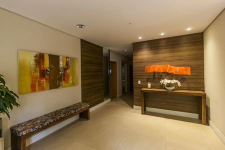 Apartamento à venda com 116m², 2 quartos e 2 vagasHall social