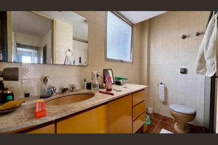 Apartamento à venda com 120m², 3 quartos e 1 vagaBanheiro da Suíte