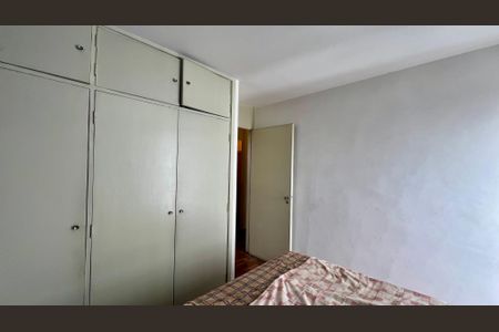 Apartamento à venda com 120m², 3 quartos e 1 vagaQuarto 2