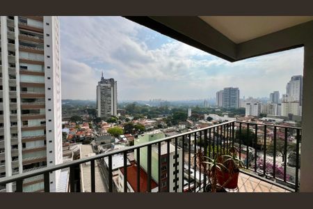 Apartamento à venda com 120m², 3 quartos e 1 vagaSacada