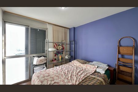 Apartamento à venda com 120m², 3 quartos e 1 vagaQuarto 2