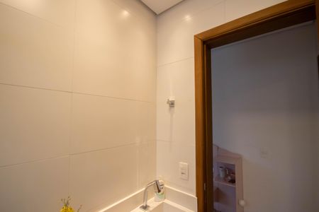 Casa à venda com 390m², 3 quartos e 5 vagas Casa à venda com 390m², 3 quartos e 5 vagasBanheiro