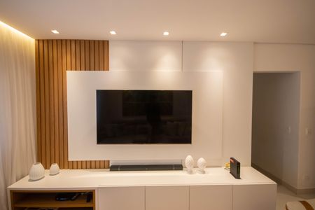 Casa à venda com 390m², 3 quartos e 5 vagas Casa à venda com 390m², 3 quartos e 5 vagasSala